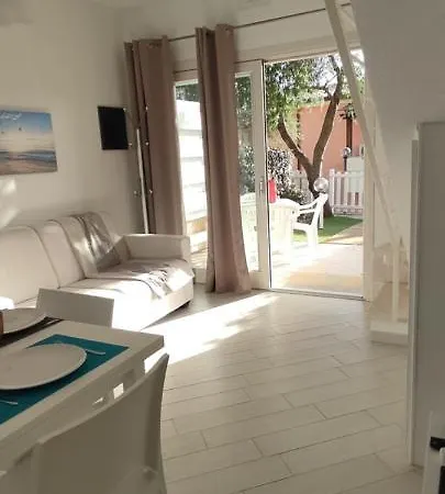 Holiday home Tutyhome *