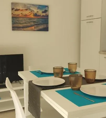 Tutyhome *