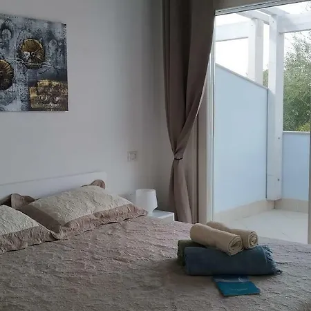 Holiday home Tutyhome *